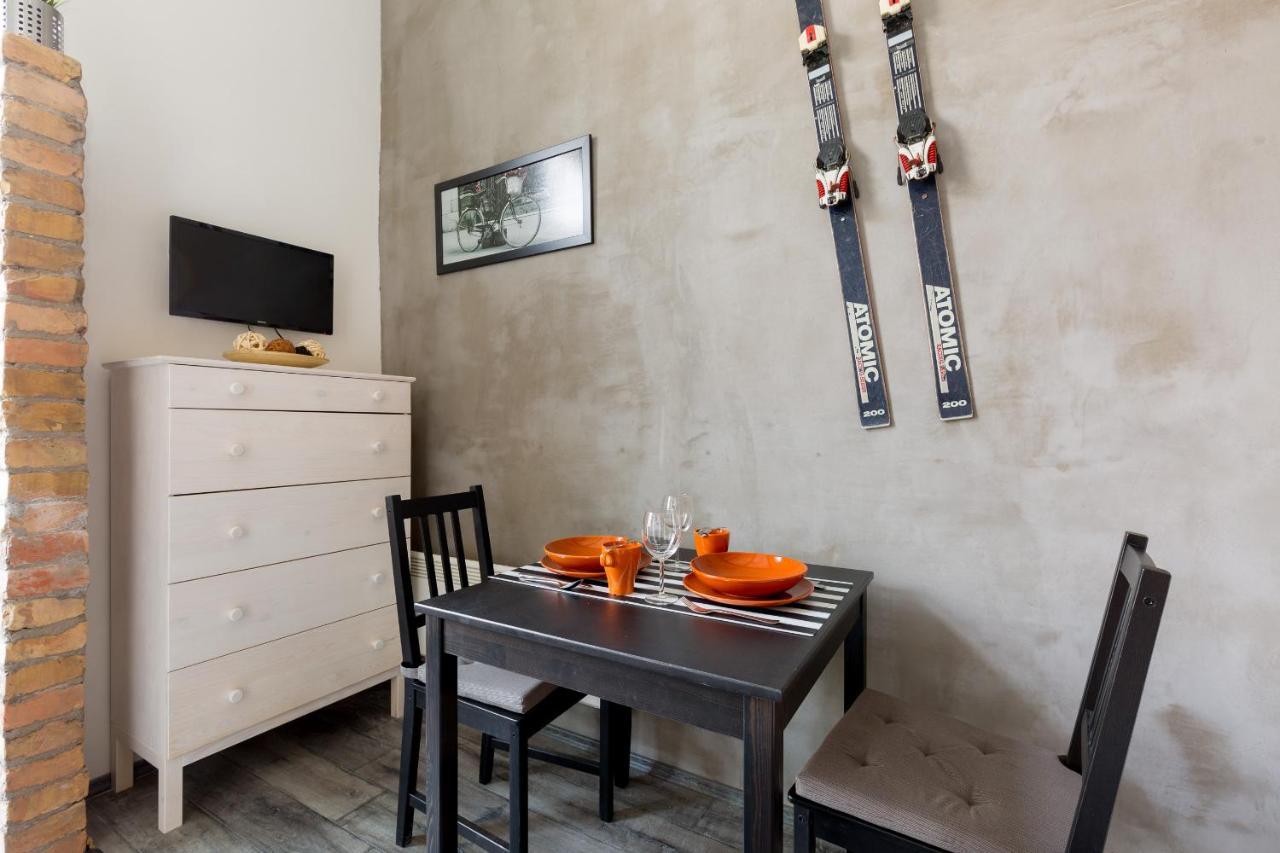 K10 A Kazinczy Apartment بودابست المظهر الخارجي الصورة