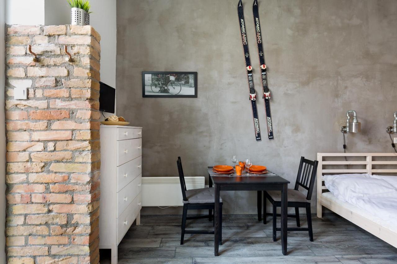 K10 A Kazinczy Apartment بودابست المظهر الخارجي الصورة